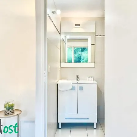 Wehost Carnot - Bail Mobilité Only - Escapade Côté Port Pour 2 * Nice